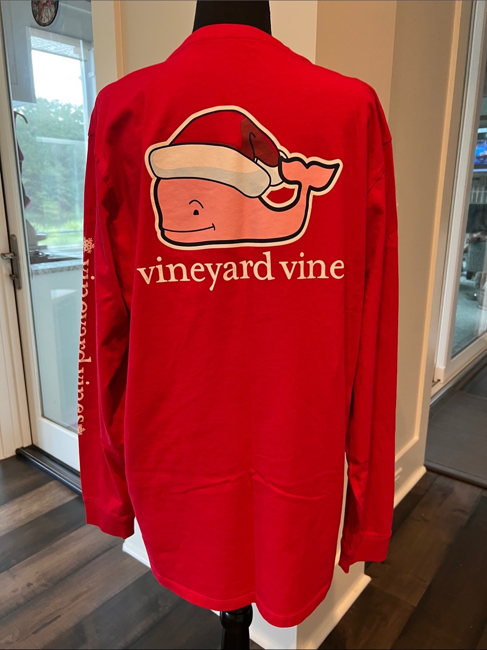 Vineyard Vines Red Long-Sleeve Whale Holiday Tee